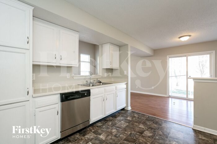 Building Photo - 15254 Fawn Meadow Dr