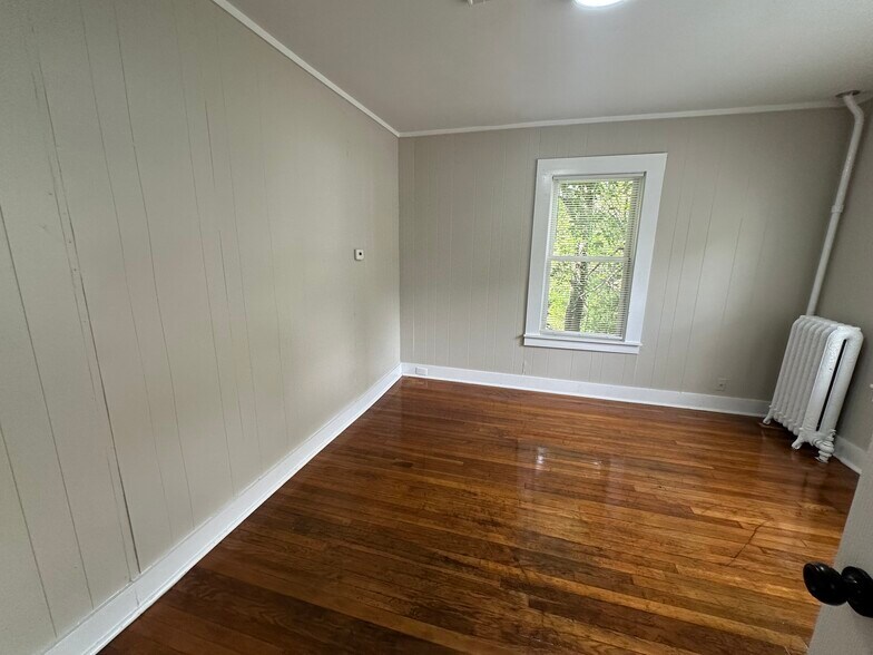 Bedroom 1 - 49 Freeman Ave
