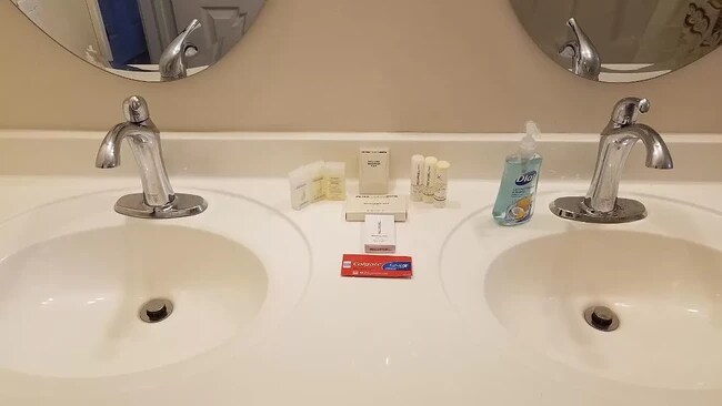 Building Photo - 439 Potomac Ave