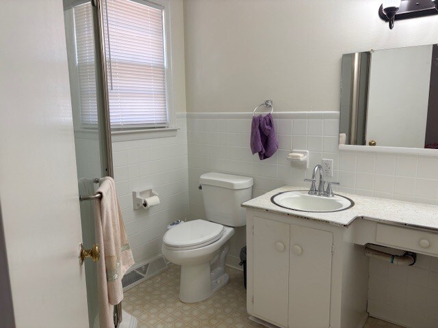 Building Photo - 1014 Ousleydale Rd