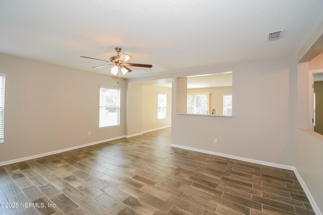 Building Photo - 3786 Robena Rd