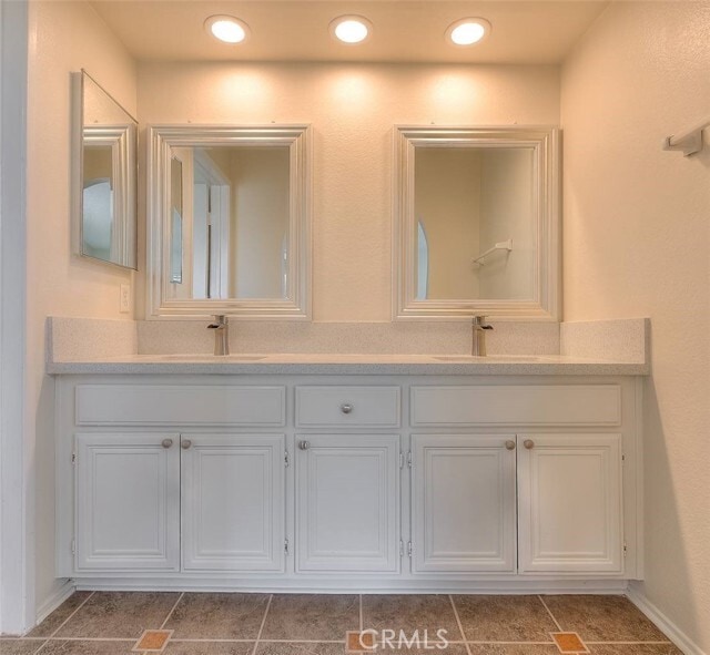 Building Photo - 3640 Honeyglen Way