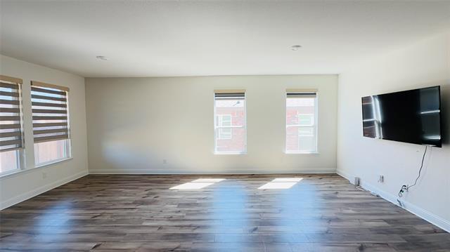 Building Photo - 2512 Wheeler Ave