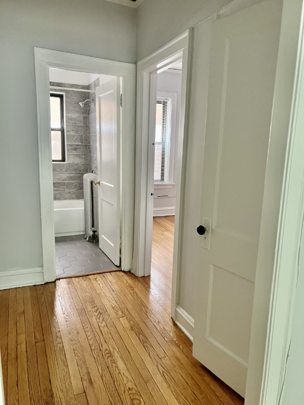 Building Photo - 3157 N Hudson Ave