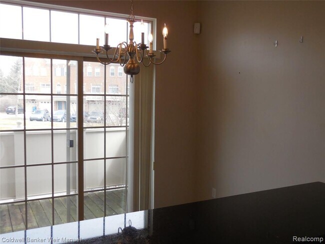 Building Photo - 39792 Rockcrest Cir