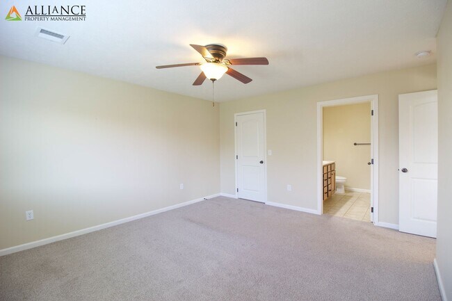 Building Photo - Beautiful Home on Corner Lot!