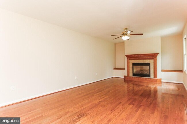 Building Photo - 4720 Ilchester Rd