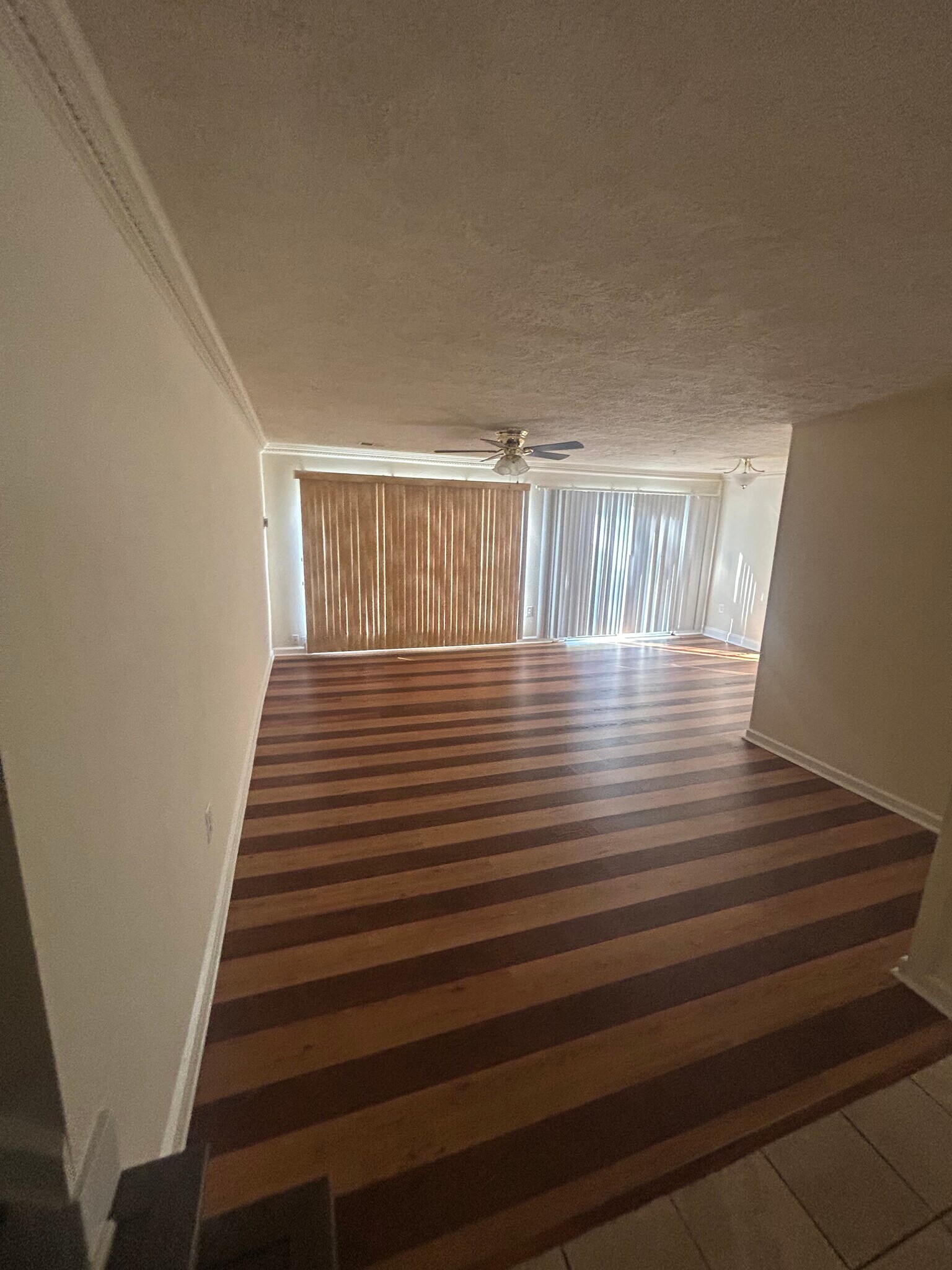 Building Photo - 307 Bentwood Dr