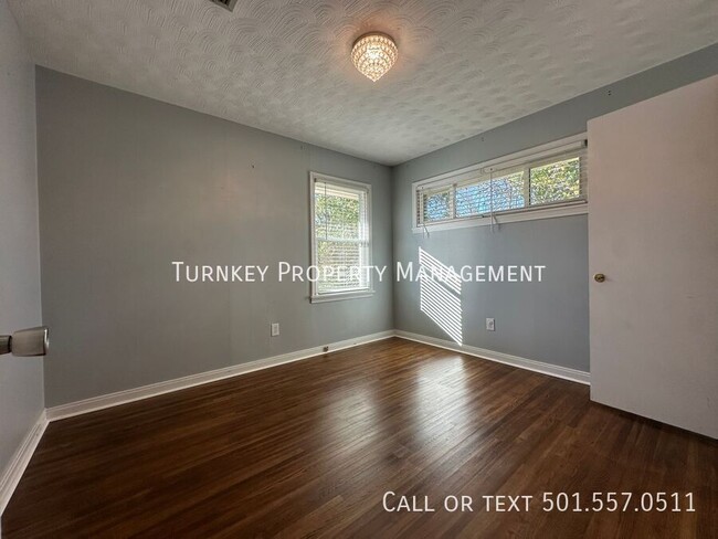 Building Photo - 708 N Charles St