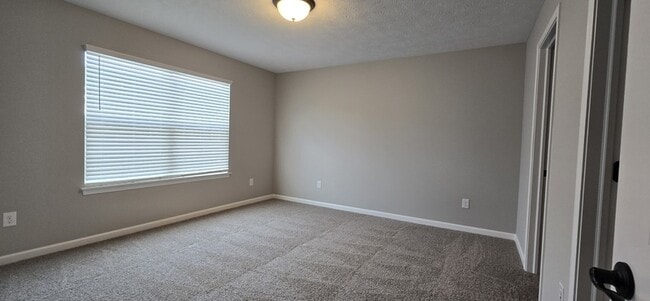 Building Photo - 1222 Ayla Ave