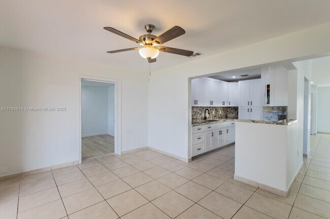 Building Photo - 14343 SW 45th Terrace