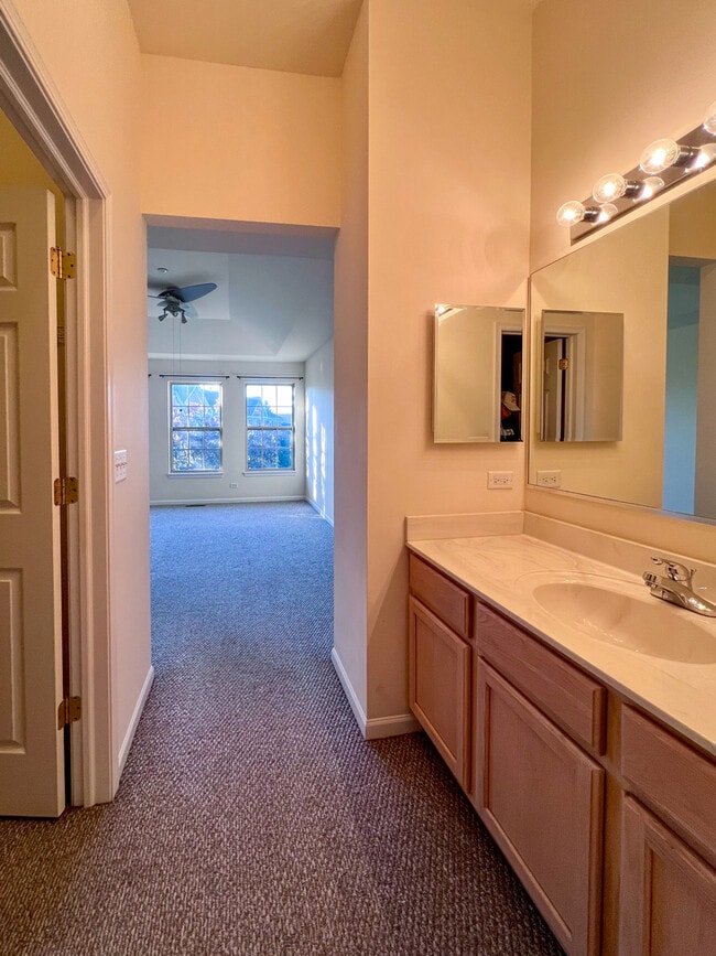 Building Photo - 554 Prestwick Ln