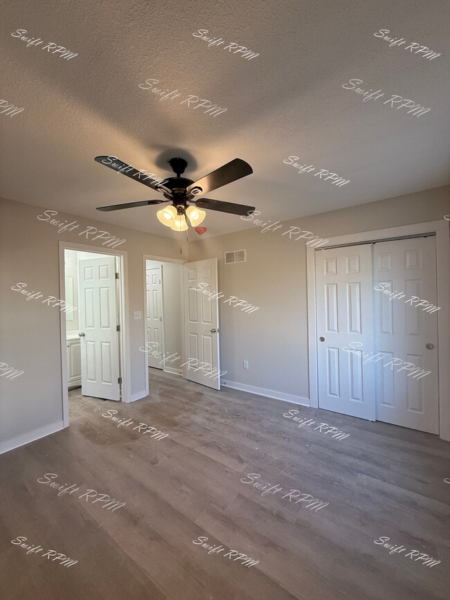 Building Photo - 1036 Oakland Ave