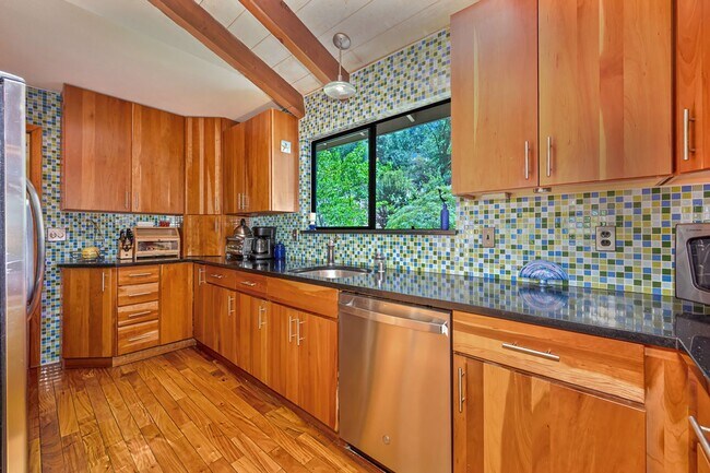 Building Photo - 16832 Alice Way