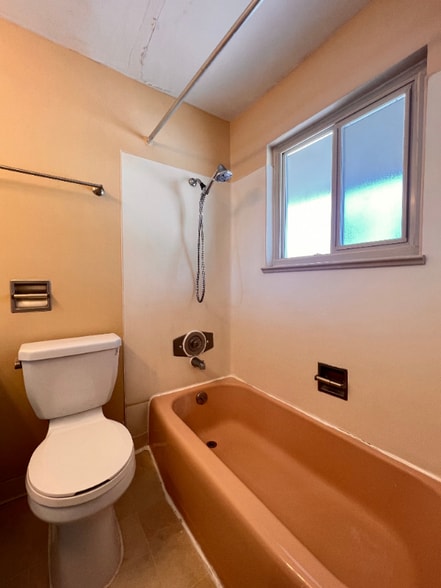 Building Photo - 14332 32nd Ave NE