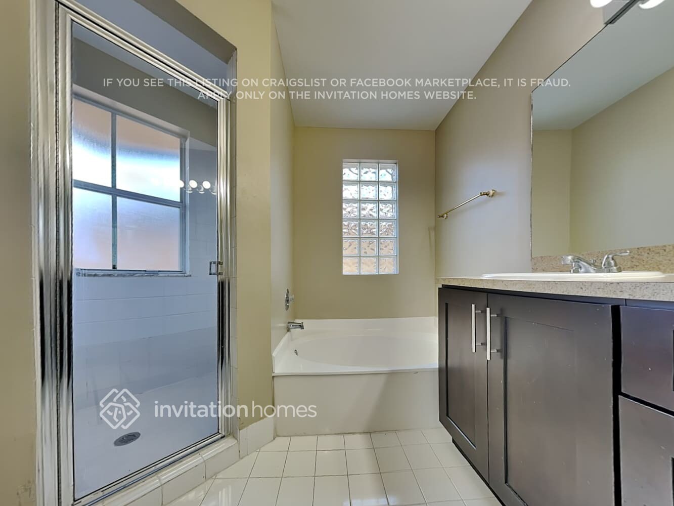 Building Photo - 15648 SW 112th Dr