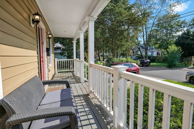 Building Photo - 2021 Washington Blvd