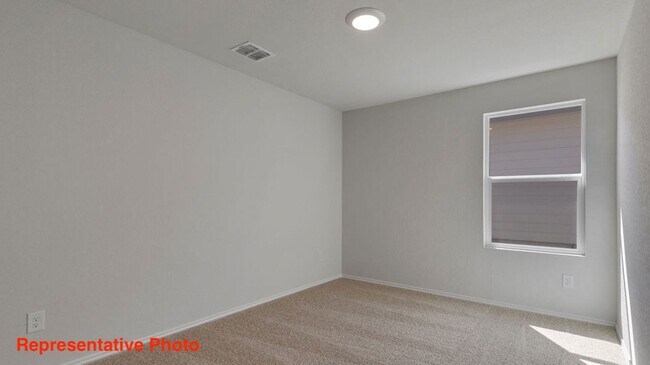 Building Photo - 4 BR/ 2BA - 1612 SF - Seguin in Arroyo Ranch!