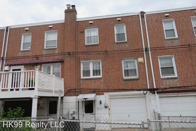 Building Photo - 3 br, 1.5 bath House - 2742 Elbridge St.