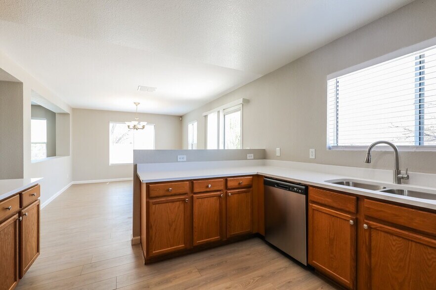 Building Photo - 6101 S Earp Wash Ln