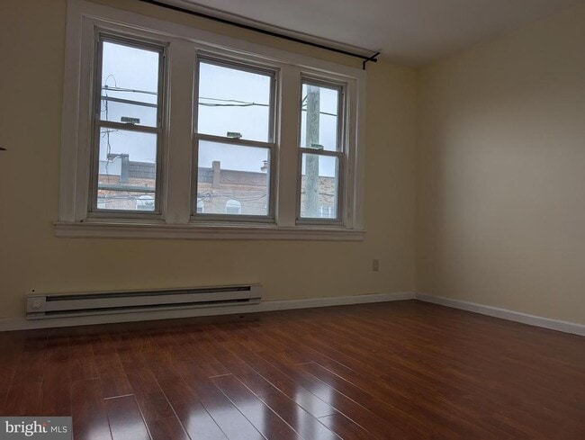 Building Photo - 418 W Ritner St
