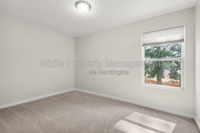 Building Photo - 2720 Bramble Ridge Ct