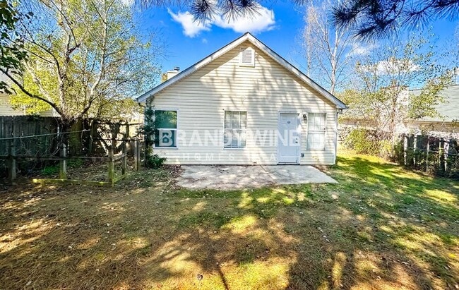 Building Photo - 1414 Waterton Trail