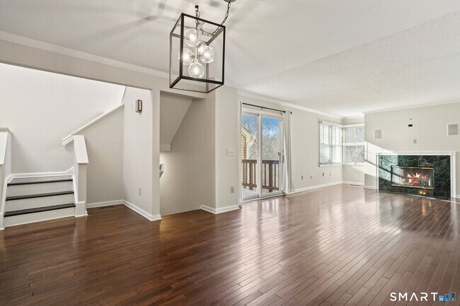 Building Photo - 51 Brittania Dr