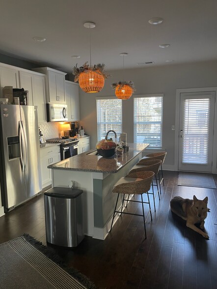 Kitchen - 1235 Morton Trce SE