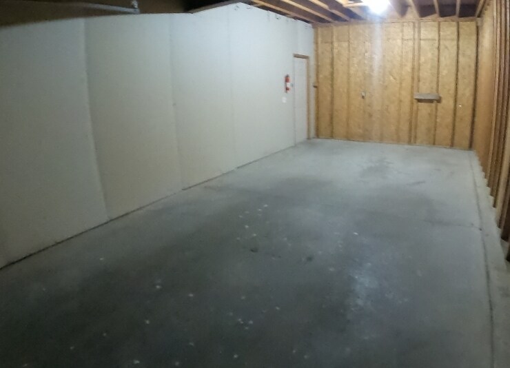 Building Photo - 6655 Windsor Commons Ave