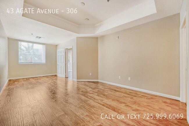 Building Photo - 43 E Agate Ave