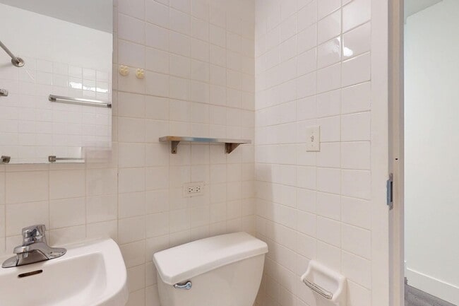 Floorplan - 1400 E. 57th Street