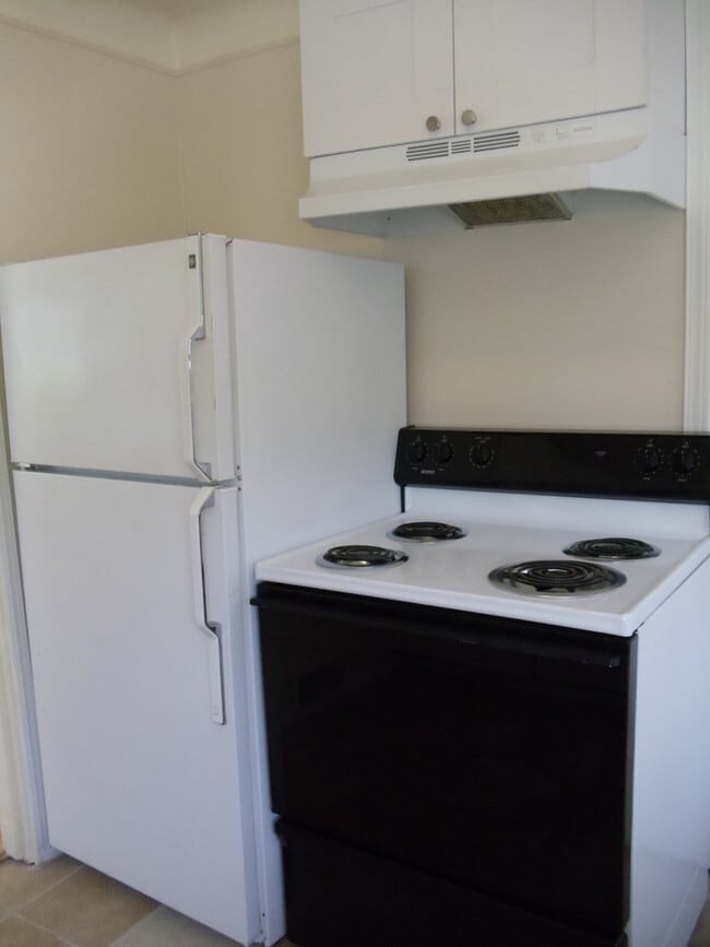 Building Photo - Coming Soon! UPS Area 3 Bedroom