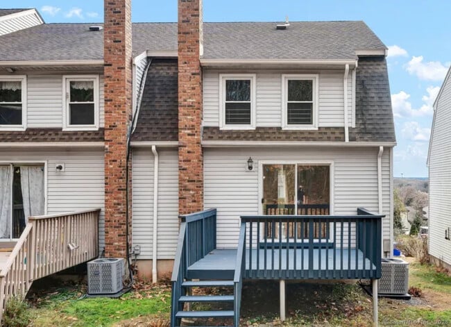 Building Photo - 14 Kowal Ct