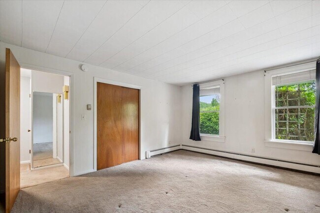 Building Photo - 426 Horsepound Rd