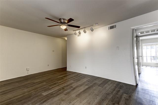 Building Photo - 5150 Amesbury Dr