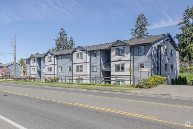 Building Photo - 3903 S Tyler St