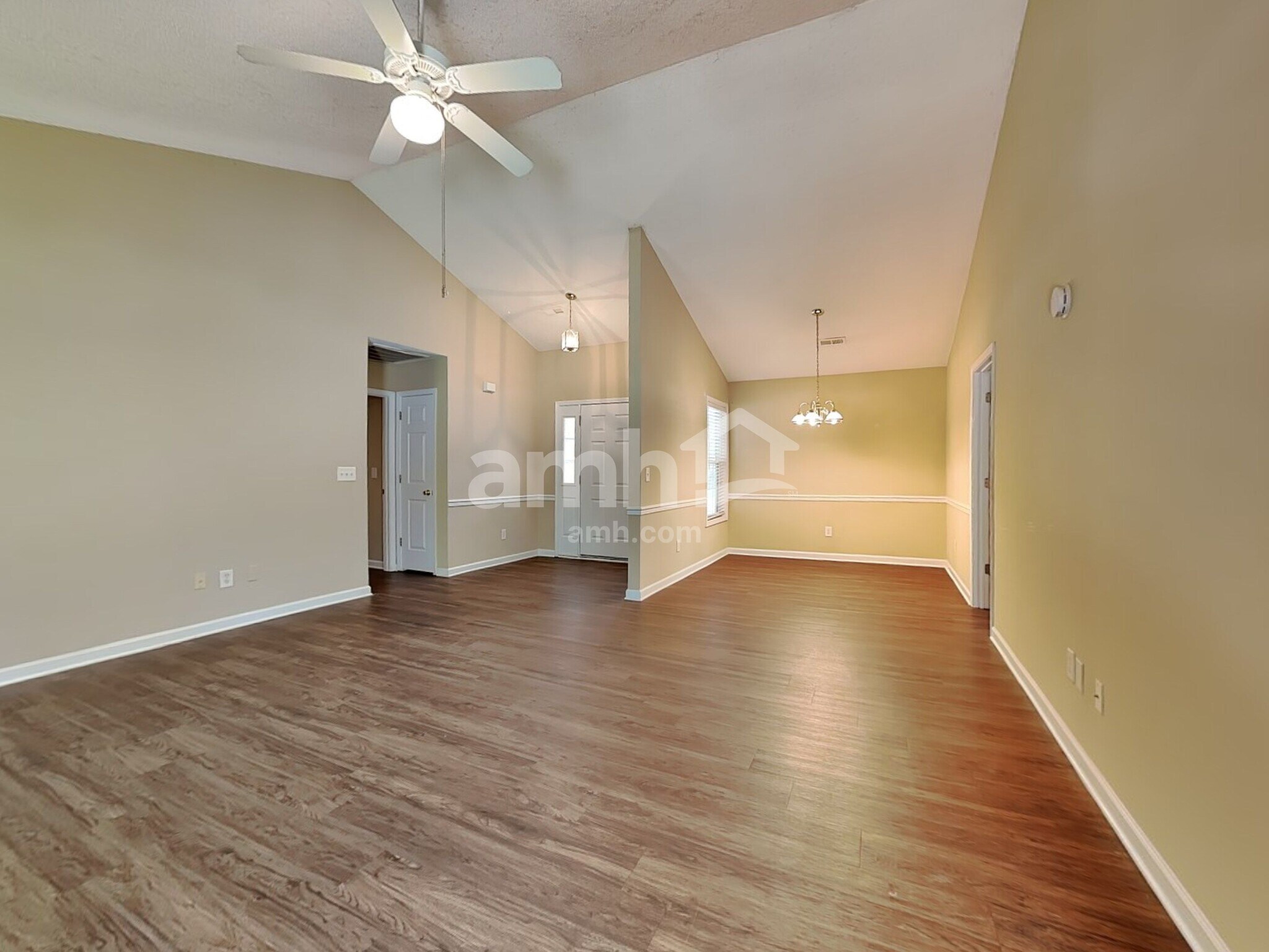 Building Photo - 213 Fiddlers Knoll Ct