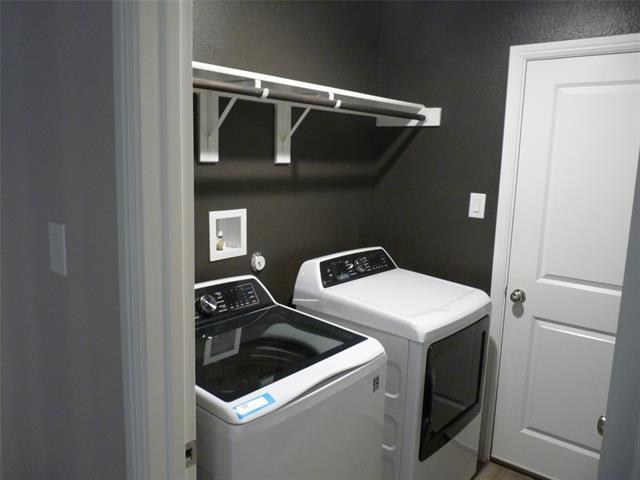 Building Photo - 14020 Danesdale Dr