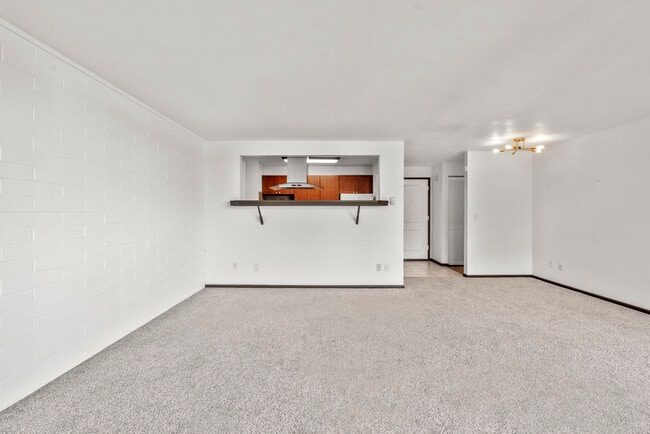 Building Photo - 9500 Rainier Ave S