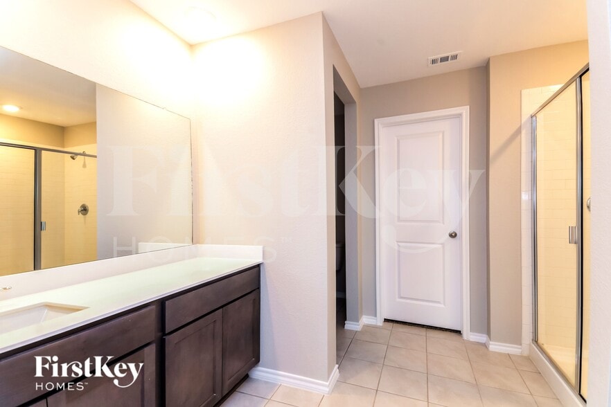 Building Photo - 406 Knapsack Ln