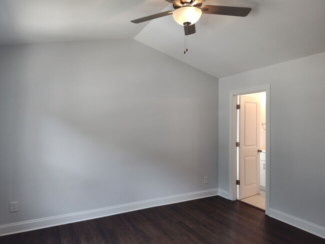 Building Photo - New Build end-unit townhome in the Druid H...