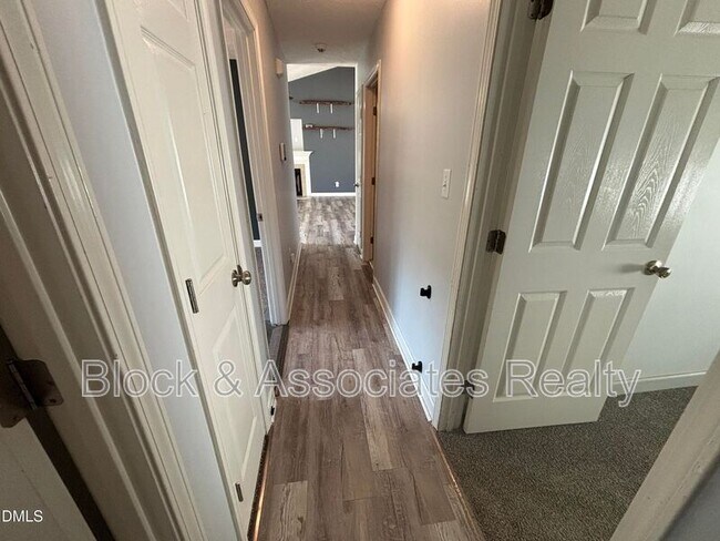 Building Photo - 2228 Stornoway Ct
