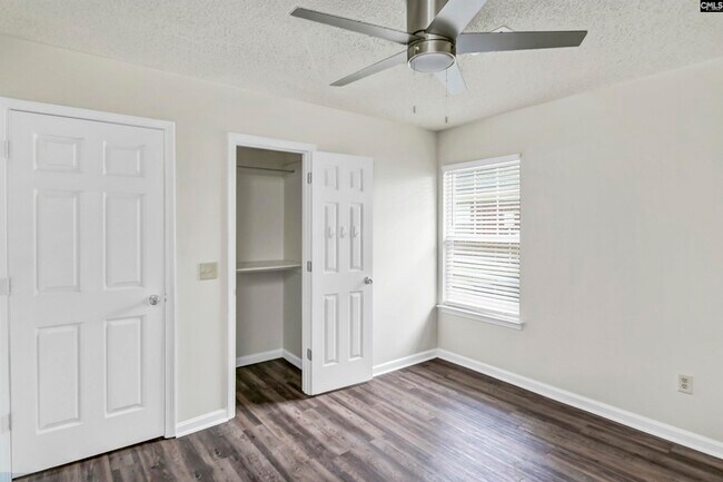 Building Photo - 107 Hutto Hill