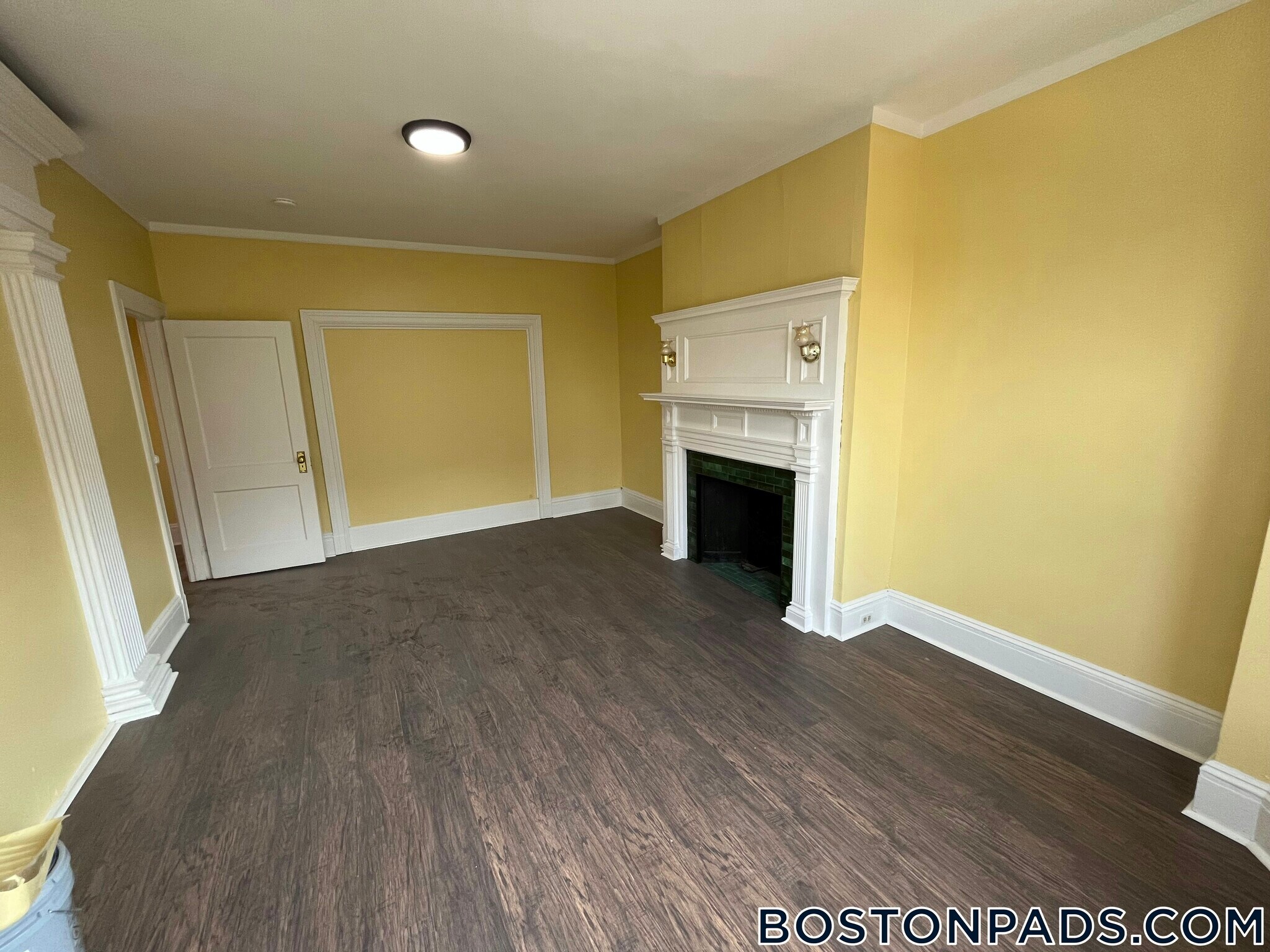 Building Photo - 12 Glenville Ave