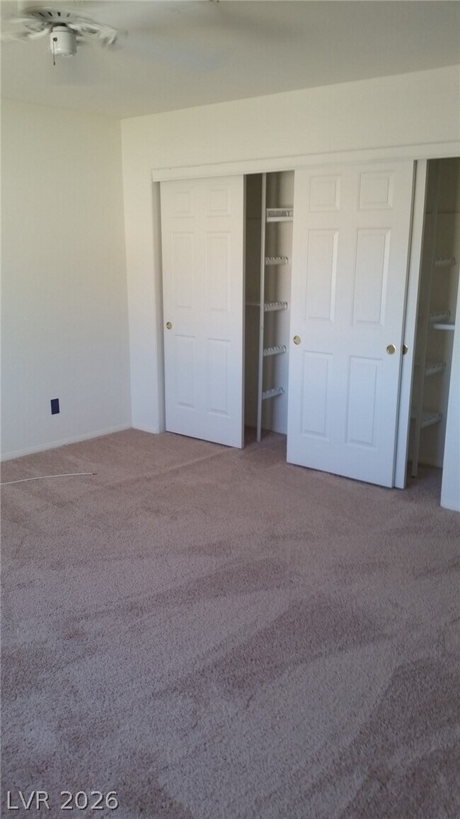 Building Photo - 1513 War Paint Dr