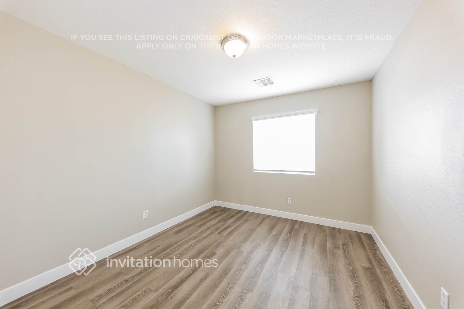 Building Photo - 2251 W Roeser Rd