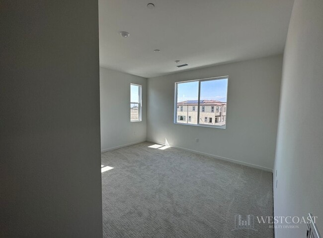 Building Photo - 5954 Catskills Ct