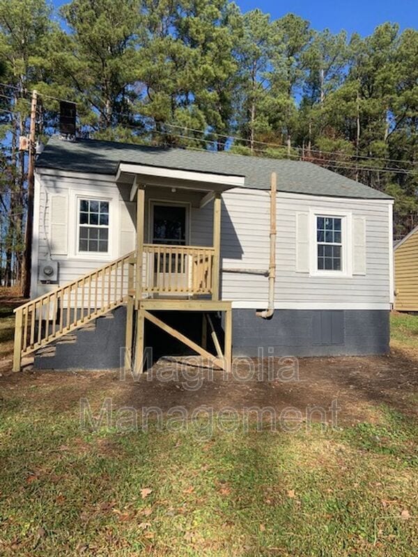 Building Photo - 1825 Colonial Ave