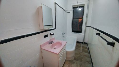 Building Photo - 373 92nd St